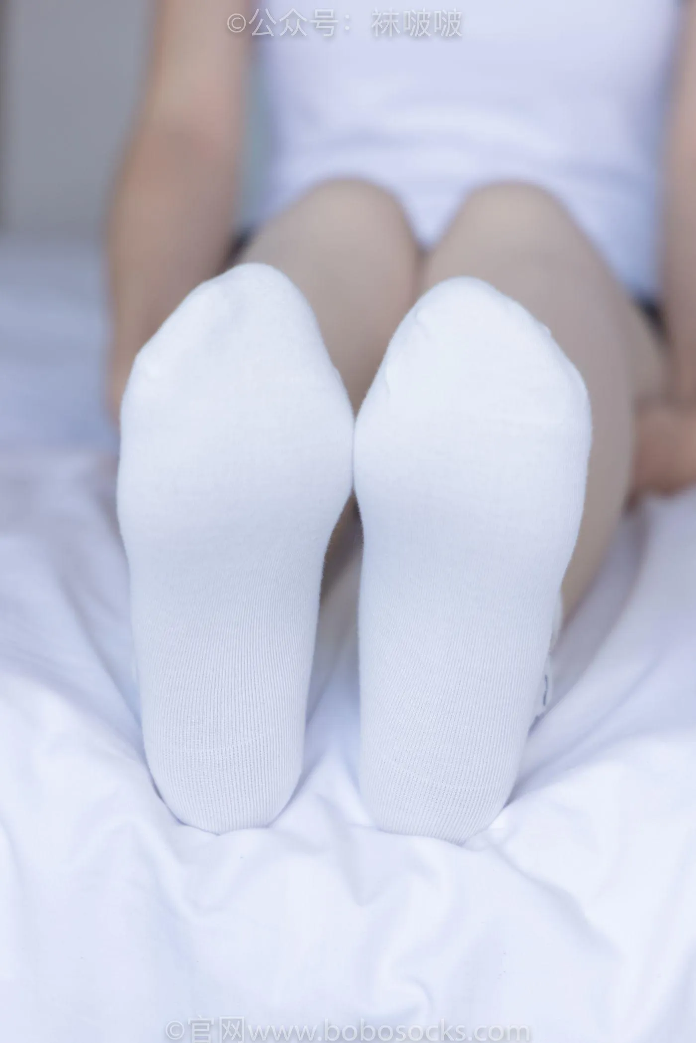 [BoBoSocks袜啵啵]NO.031 小奶熊-AJ板鞋、白棉袜、厚肉丝 [149P]插图2